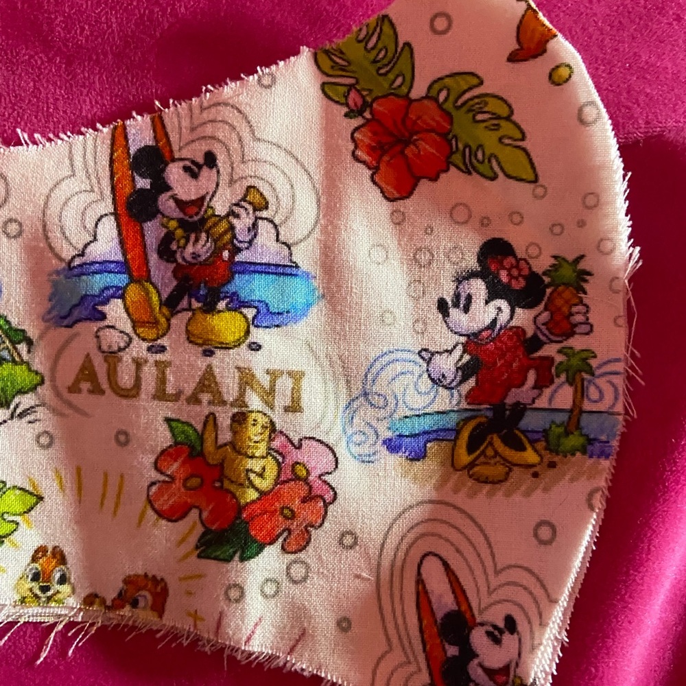 Aulani Disney Hawaii face mask olson Mickey and Minnie Mouse